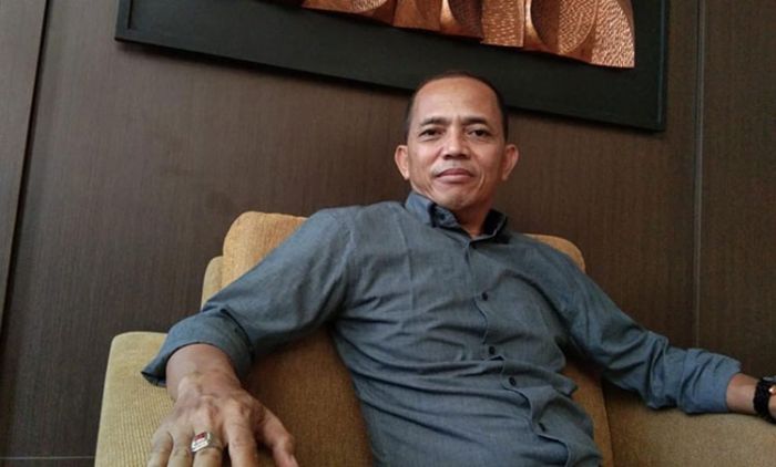 Wacana Reshuffle Menguat, MA Dinilai Layak Masuk Kabinet, Risma Lebih Pas Maju Pilgub DKI Wacana Reshuffle Menguat, MA Dinilai Layak Masuk Kabinet, Risma Lebih Pas Maju Pilgub DKI