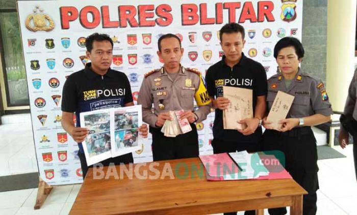 OTT, Tiga Pelaku Pungli Pasar Tumpah Kesamben Diringkus Tim Saber Pungli OTT, Tiga Pelaku Pungli Pasar Tumpah Kesamben Diringkus Tim Saber Pungli