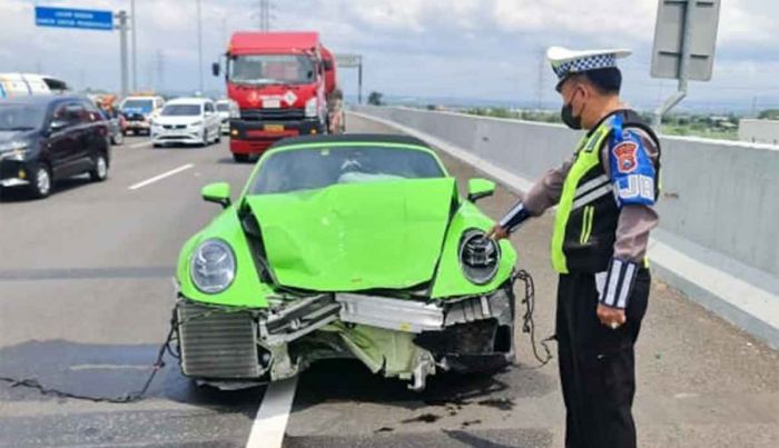 Kecelakaan Tol Porong-Sidoarjo, Polisi Belum Tetapkan Tersangka Kecelakaan Tol Porong-Sidoarjo, Polisi Belum Tetapkan Tersangka