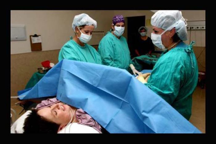 Wanita di Trenggalek Lebih Suka Melahirkan Secara Alami Ketimbang Operasi Caesar Wanita di Trenggalek Lebih Suka Melahirkan Secara Alami Ketimbang Operasi Caesar