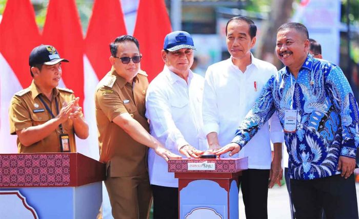 Dampingi Presiden Resmikan Inpres Jalan Daerah Jatim Selatan, Adhy Karyono Optimis akan 2 Hal ini Dampingi Presiden Resmikan Inpres Jalan Daerah Jatim Selatan, Adhy Karyono Optimis akan 2 Hal ini