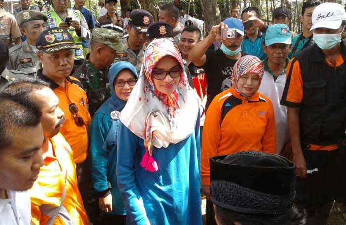 Turun ke Kotaanyar, Bupati Tantri Serap Aspirasi Warga dan Gelorakan Budaya Gotong Royong