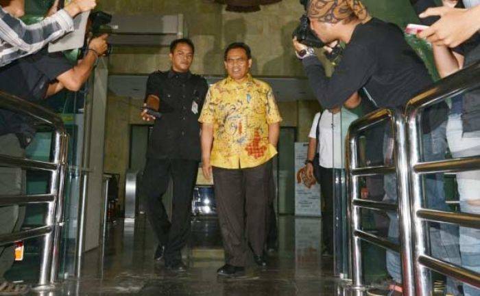 Terbitkan Perpres Reklamasi Teluk Jakarta, Jokowi Larang Swasta Terlibat Terbitkan Perpres Reklamasi Teluk Jakarta, Jokowi Larang Swasta Terlibat