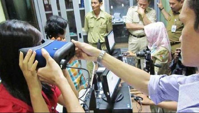 Enam Belas Ribu Masyarakat Pacitan Belum Perekaman e-KTP Enam Belas Ribu Masyarakat Pacitan Belum Perekaman e-KTP