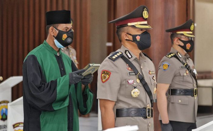 Kapolda Lantik 12 Pejabat Baru Jajaran Polda Jatim, 6 di antaranya Kapolres