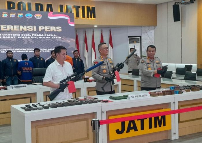3 Polda Ungkap Kasus Jaringan Perakit Senpi Ilegal Antarpulau, Salah Satunya di Bojonegoro 3 Polda Ungkap Kasus Jaringan Perakit Senpi Ilegal Antarpulau, Salah Satunya di Bojonegoro