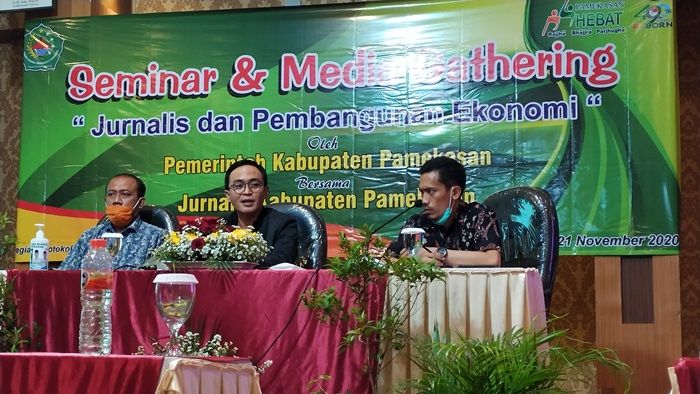 Hadiri Seminar Para Jurnalis, Bupati Harap Bisa Sinergi Menuju Pamekasan Hebat Hadiri Seminar Para Jurnalis, Bupati Harap Bisa Sinergi Menuju Pamekasan Hebat