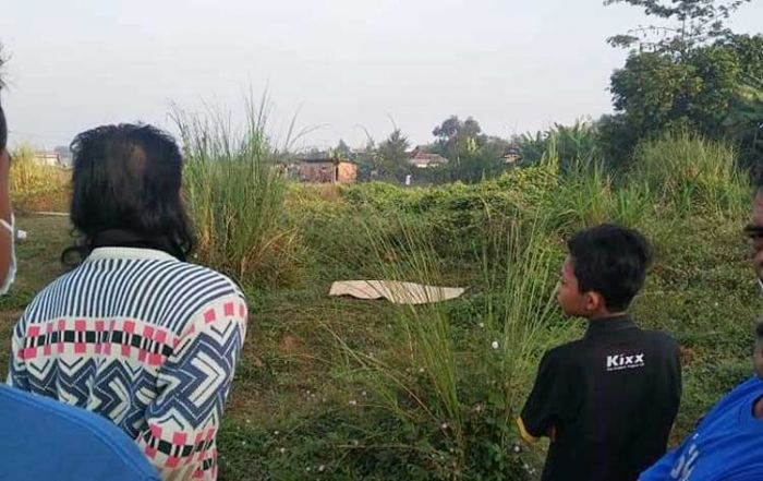 Warga Tulangan Meninggal di Lapangan Perum Jade Sudimoro, di Sampingnya Ada Botol Miras Warga Tulangan Meninggal di Lapangan Perum Jade Sudimoro, di Sampingnya Ada Botol Miras
