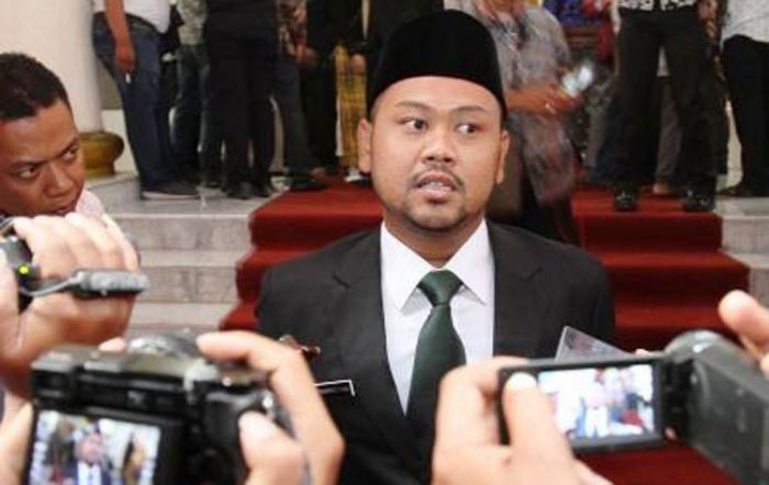 Banggar dan Timang Gresik Sepakati Bantuan COVID-19 BLT, Menyimpang Tanggung Risikonya Banggar dan Timang Gresik Sepakati Bantuan COVID-19 BLT, Menyimpang Tanggung Risikonya