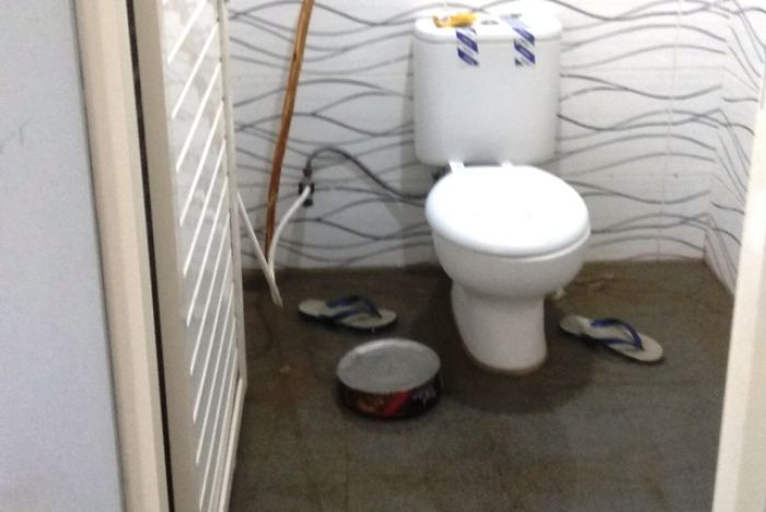 Pengunjung LSC Keluhkan Kondisi Toilet yang Kumuh dan Mampet