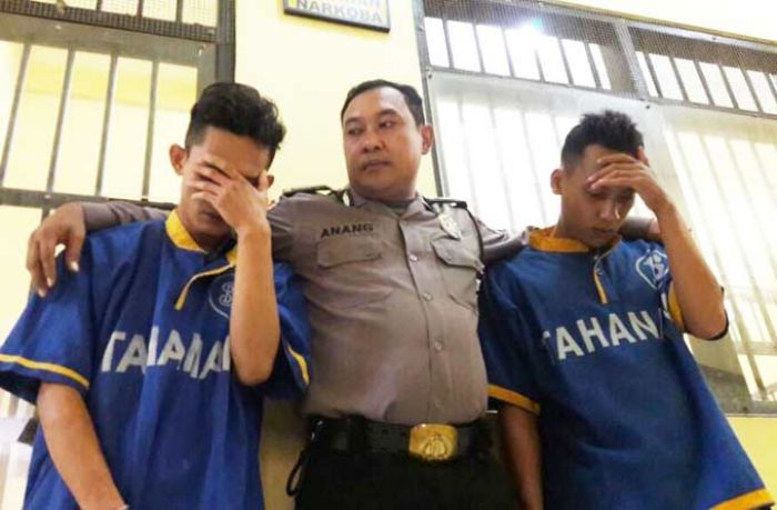 Satreskoba Polres Pasuruan Bekuk Pengedar Ratusan Pil Setan Satreskoba Polres Pasuruan Bekuk Pengedar Ratusan Pil Setan