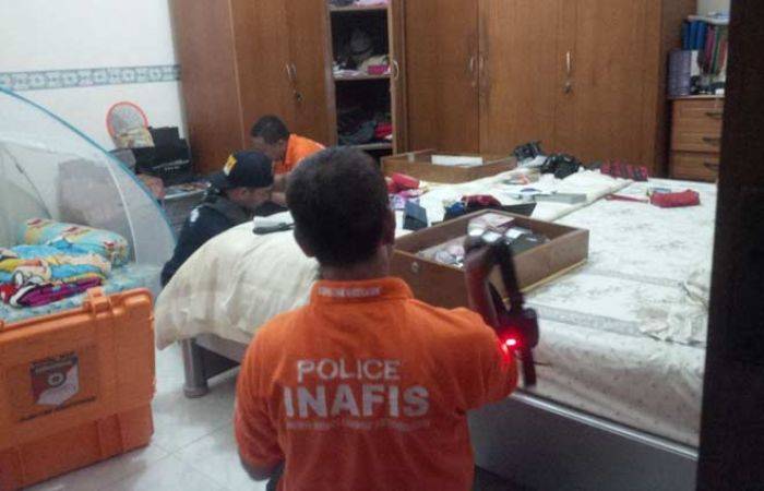 Rumah Warga Ledok Kulon Dibobol Maling, Uang Ratusan Juta dan Perhiasan Raib Rumah Warga Ledok Kulon Dibobol Maling, Uang Ratusan Juta dan Perhiasan Raib
