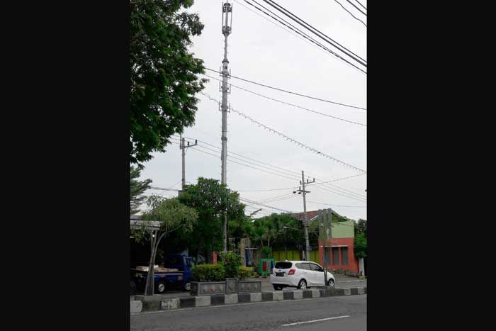 Soal Ratusan Menara Seluler Ilegal di Gresik, Pengawasan DPRD Gresik Dinilai Rapuh Soal Ratusan Menara Seluler Ilegal di Gresik, Pengawasan DPRD Gresik Dinilai Rapuh