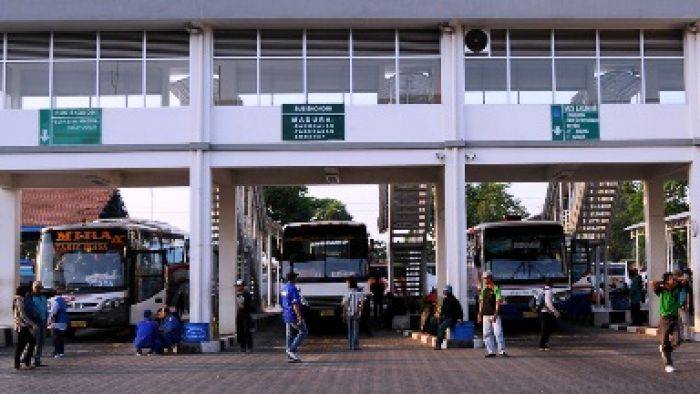 DPRD Surabaya Sepakat Bagi Hasil Terminal Purabaya Diambil Alih Pusat DPRD Surabaya Sepakat Bagi Hasil Terminal Purabaya Diambil Alih Pusat