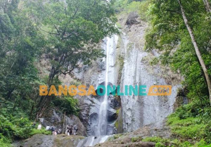 Wisata Alam Besuki Kediri Dipadati Wisatawan Selama Libur Lebaran 2025 Wisata Alam Besuki Kediri Dipadati Wisatawan Selama Libur Lebaran 2025
