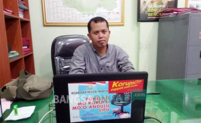 Jelang Sidang Agenda Tuntutan, Kades Mojoagung Kembalikan Uang Hasil Korupsi Rp 152 Juta Jelang Sidang Agenda Tuntutan, Kades Mojoagung Kembalikan Uang Hasil Korupsi Rp 152 Juta