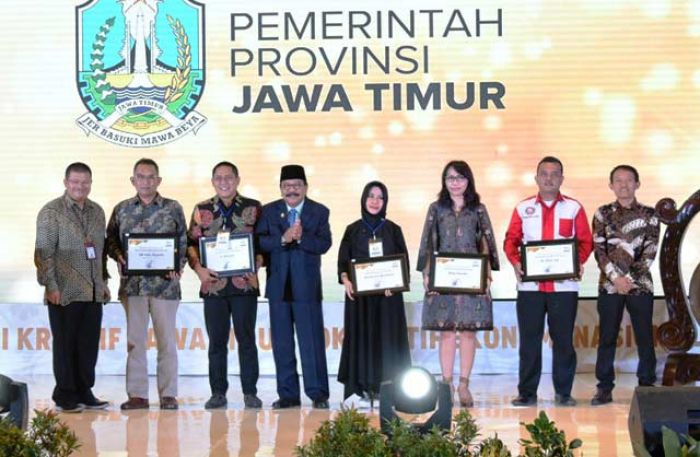 Pakde Karwo Dorong Ribuan Pelapak Jatim bisa Bersaing di Era Digital Pakde Karwo Dorong Ribuan Pelapak Jatim bisa Bersaing di Era Digital
