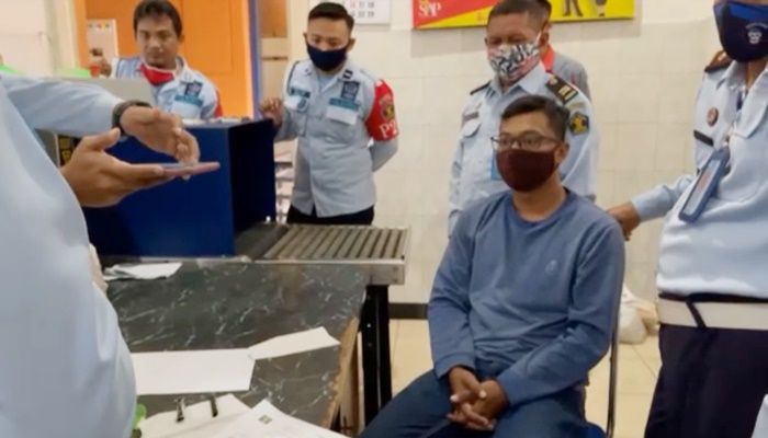 ​Pengunjung Lapas Kediri Tertangkap Basah Selundupkan Sabu Pakai Botol Sampo