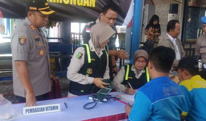 Polres Lamongan Operasi Bus Antarkota dan Antarprovinsi Polres Lamongan Operasi Bus Antarkota dan Antarprovinsi