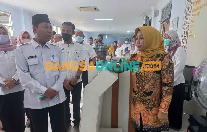 Masuk Perdana Pasca-Libur Lebaran 1444 H, Wali Kota Mojokerto Sidak Pelayanan Masyarakat Masuk Perdana Pasca-Libur Lebaran 1444 H, Wali Kota Mojokerto Sidak Pelayanan Masyarakat