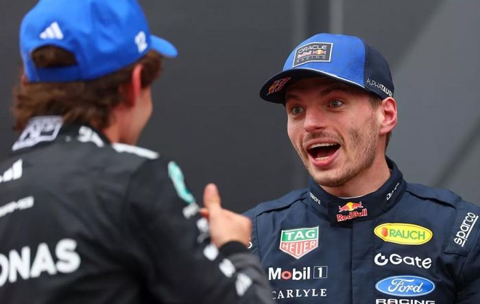 Blunder Ban, Verstappen Tertawakan Strategi McLaren di GP Kanada 2026 yang Gagal