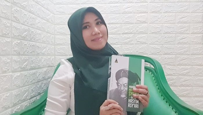 Isu Reshuffle Menguat, Ning Lia Usulkan Kiai Asep dan Prof Ridlwan Nasir Gantikan Nadiem Makarim Isu Reshuffle Menguat, Ning Lia Usulkan Kiai Asep dan Prof Ridlwan Nasir Gantikan Nadiem Makarim