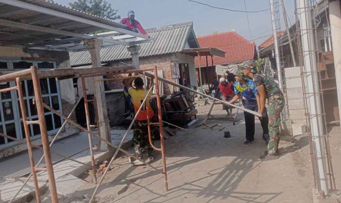TMMD Sidoarjo Wujudkan Impian Margono Miliki Rumah Layak Huni TMMD Sidoarjo Wujudkan Impian Margono Miliki Rumah Layak Huni