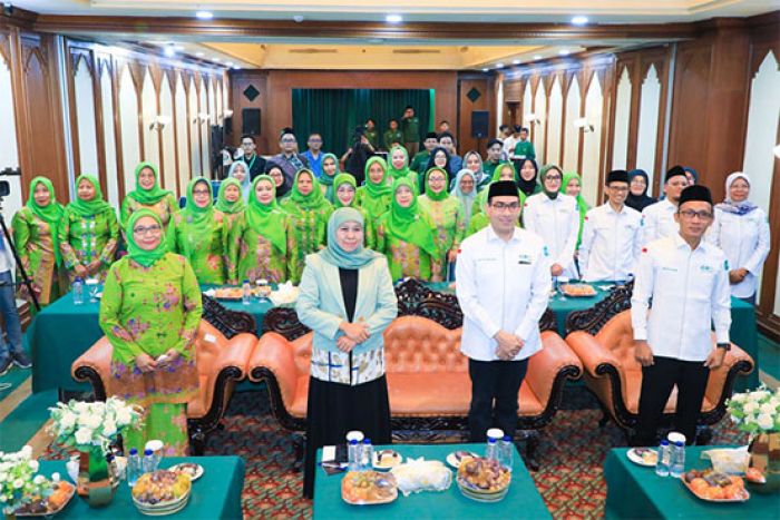 Khofifah Imbau Seluruh Jajaran Muslimat NU Baca Qunut Nazilah bagi Warga Palestina Khofifah Imbau Seluruh Jajaran Muslimat NU Baca Qunut Nazilah bagi Warga Palestina
