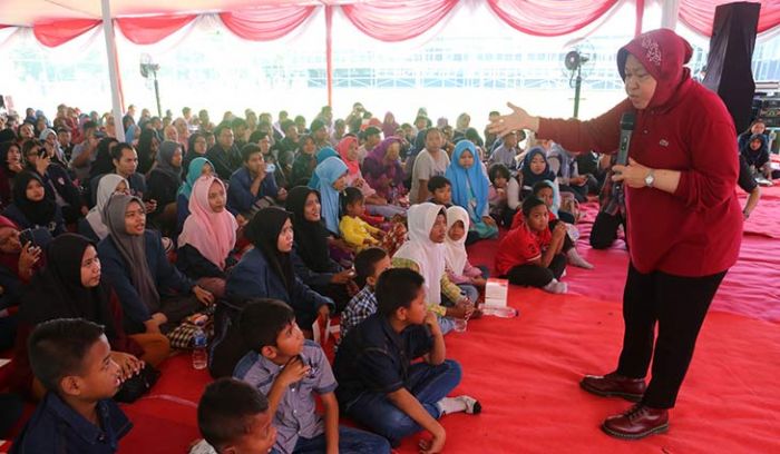 Selamatkan Anak Putus Sekolah, Pemkot Surabaya Gandeng 14 Perguruan Tinggi Bentuk Kakak Asuh Selamatkan Anak Putus Sekolah, Pemkot Surabaya Gandeng 14 Perguruan Tinggi Bentuk Kakak Asuh