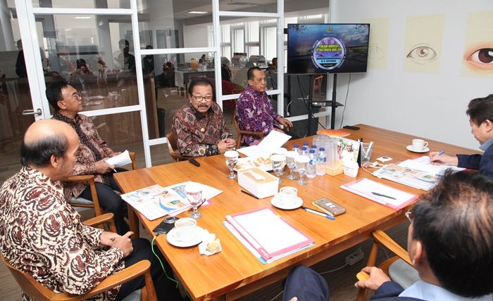 ​Pakde Karwo Terus Dorong Pelayanan Publik untuk Sejahterakan Masyarakat Jatim