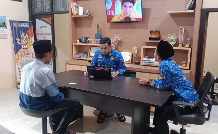 Gagal Terpilih Kembali Jadi PKD, Warga Desa Konang Lapor Bawaslu Bangkalan Gagal Terpilih Kembali Jadi PKD, Warga Desa Konang Lapor Bawaslu Bangkalan