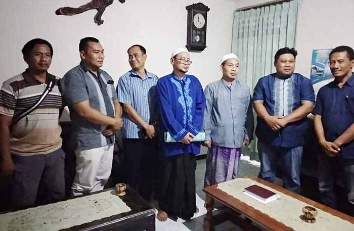 Resahkan Warga di Medsos, Pimpinan Jamiyah Al Husaini di Senori Ditabayyunkan Resahkan Warga di Medsos, Pimpinan Jamiyah Al Husaini di Senori Ditabayyunkan