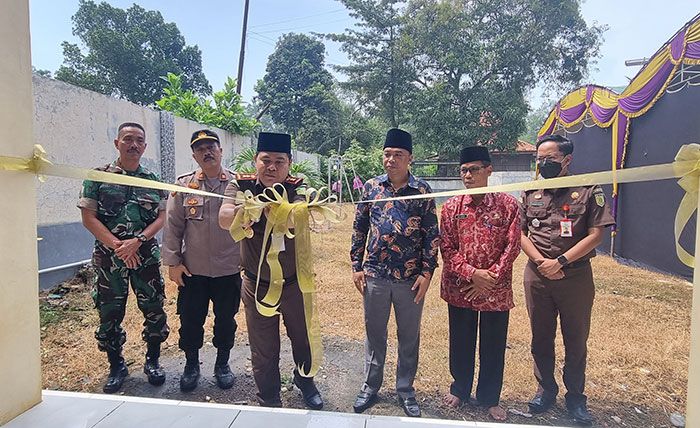Kejari Bangkalan Resmikan Rumah Restorative Justice di Desa Parseh Kejari Bangkalan Resmikan Rumah Restorative Justice di Desa Parseh