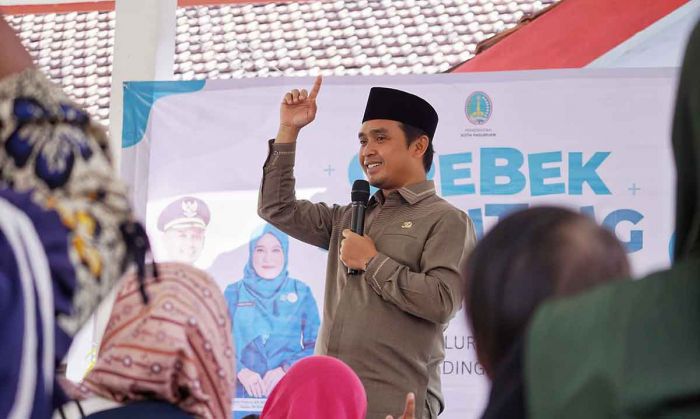 Gerebek Stunting Serentak Digelar di Kota Pasuruan, 632 Balita Terima PMT Bergizi Gerebek Stunting Serentak Digelar di Kota Pasuruan, 632 Balita Terima PMT Bergizi