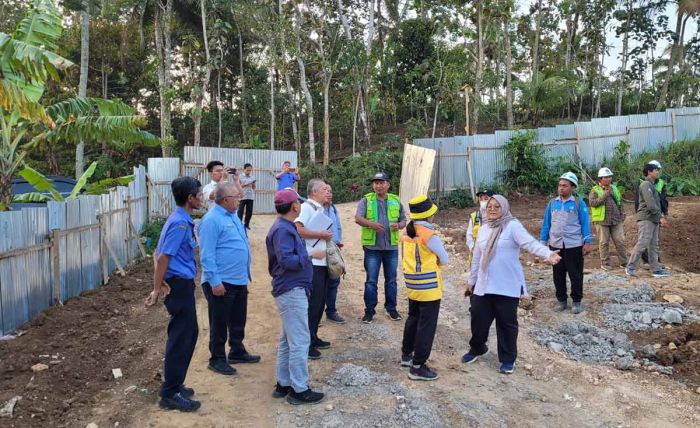 Perumda Tirta Kanjuruhan Terima Kunjungan Tim Monev Pembangunan Jaringan Perpipaan SPAM Kaligoro Perumda Tirta Kanjuruhan Terima Kunjungan Tim Monev Pembangunan Jaringan Perpipaan SPAM Kaligoro