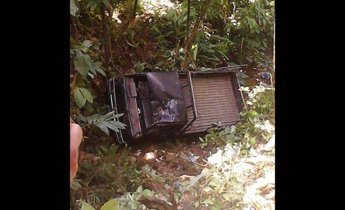 Tak Kuat di Tanjakan, Mobil Pikap Nyemplung di Jurang Desa Depok Trenggalek Tak Kuat di Tanjakan, Mobil Pikap Nyemplung di Jurang Desa Depok Trenggalek