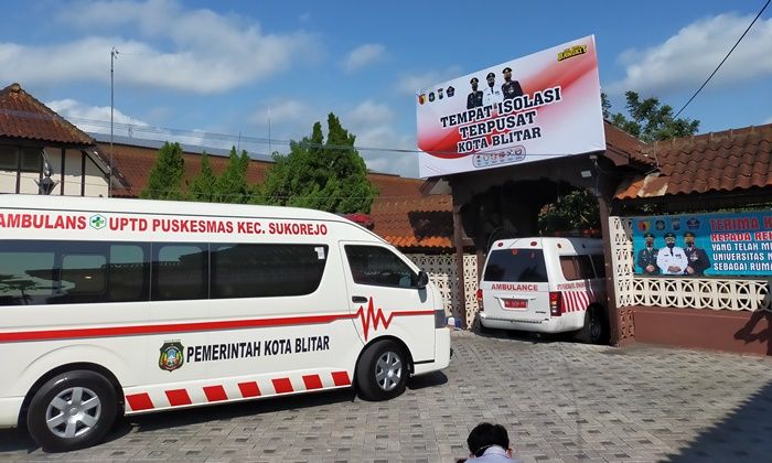 Takut Sama Ambulans, Pemkot Blitar Siapkan Armada Khusus untuk Jemput Warga Isoman Takut Sama Ambulans, Pemkot Blitar Siapkan Armada Khusus untuk Jemput Warga Isoman