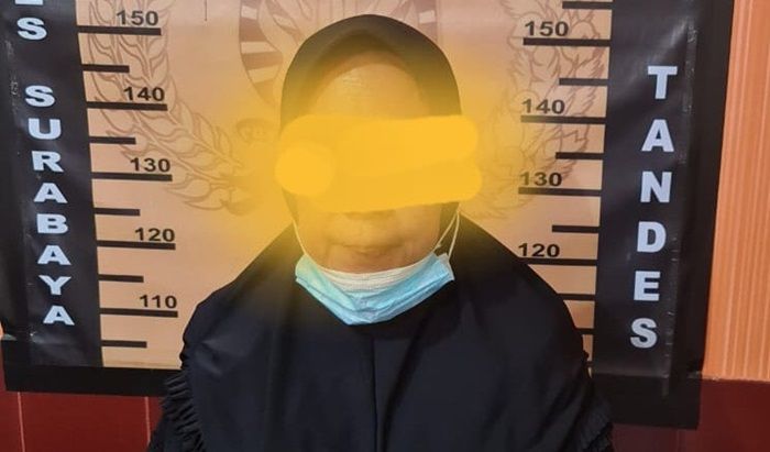 Curi Beras Demi Hidupi Keluarga, Janda di Made Surabaya Diamankan Polisi Curi Beras Demi Hidupi Keluarga, Janda di Made Surabaya Diamankan Polisi