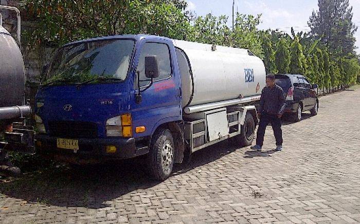 Bongkar Penimbunan BBM Ilegal, Polres Bojonegoro Sita 8 Ribu Liter Solar