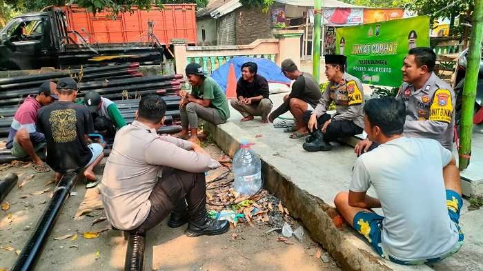 Kapolsek Dlanggu Ingatkan Masyarakat Suhu Politik Bakal Meningkat: Hati-Hati! Kapolsek Dlanggu Ingatkan Masyarakat Suhu Politik Bakal Meningkat: Hati-Hati!
