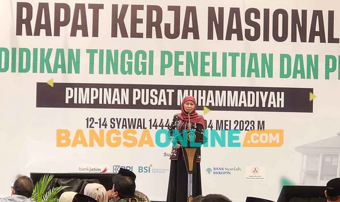 Khofifah Ajak Perguruan Tinggi Muhammadiyah Tingkatkan Indeks Inovasi dan Daya Saing Global Khofifah Ajak Perguruan Tinggi Muhammadiyah Tingkatkan Indeks Inovasi dan Daya Saing Global