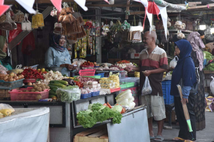 Pascarelokasi, Pedagang Pasar Larangan Akui Omset Naik hingga Dua Kali Lipat Pascarelokasi, Pedagang Pasar Larangan Akui Omset Naik hingga Dua Kali Lipat