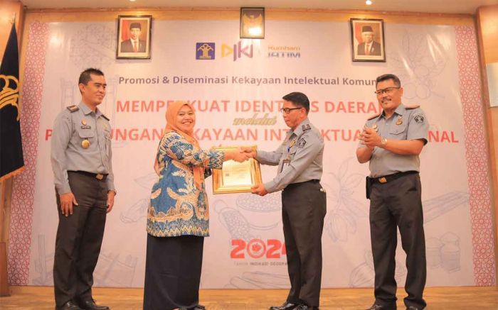 Kanwil Kemenkumham Jatim Perkuat Identitas Daerah Melalui Pelindungan Kekayaan Intelektual Komunal Kanwil Kemenkumham Jatim Perkuat Identitas Daerah Melalui Pelindungan Kekayaan Intelektual Komunal