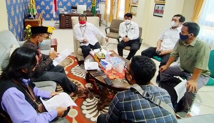 Ada Kejanggalan, Polres Pasuruan dan PN Bangil Kompak Cabut Surat Salah Satu Bacakades Lebaksari Ada Kejanggalan, Polres Pasuruan dan PN Bangil Kompak Cabut Surat Salah Satu Bacakades Lebaksari