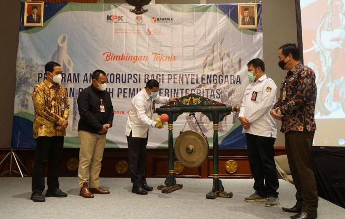 Proyeksi Anggaran Pilgub Jatim 2024 Rp1,9 Triliun, KPU Jatim Beberkan Alasannya Proyeksi Anggaran Pilgub Jatim 2024 Rp1,9 Triliun, KPU Jatim Beberkan Alasannya