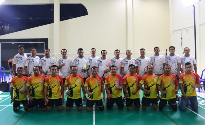 Peringati Hari Bhayangkara ke-76, Polres Batu Badminton Bareng Poltekad Peringati Hari Bhayangkara ke-76, Polres Batu Badminton Bareng Poltekad