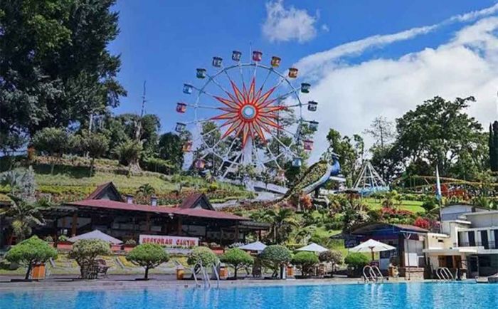 Jelang Akhir Libur Lebaran, Pengunjung Selecta Tembus 22 Ribu Orang Jelang Akhir Libur Lebaran, Pengunjung Selecta Tembus 22 Ribu Orang