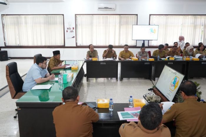 Bupati Kediri Perintahkan OPD Aktif Lakukan Update Data Bupati Kediri Perintahkan OPD Aktif Lakukan Update Data