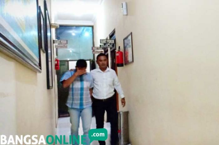 Oknum Petugas Satpol PP Perusak Rumdin Wali Kota Blitar Dipecat Oknum Petugas Satpol PP Perusak Rumdin Wali Kota Blitar Dipecat
