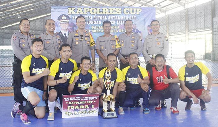 ​Staf Polres Ngawi Sabet Juara Pertama Futsal Kapolres Cup